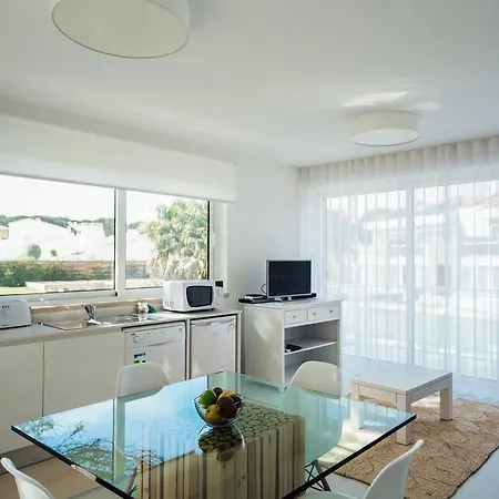 Апарт-отель Lagoon Wellness Retreat (adults Only) Обидуш