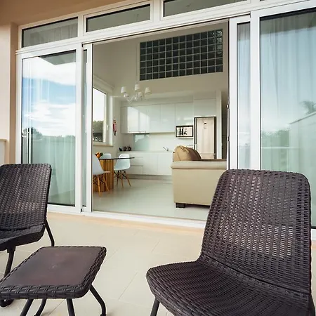 Апарт-отель Lagoon Wellness Retreat (adults Only) Обидуш