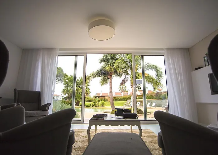 アパートホテル Lagoon Wellness Retreat (adults Only) 3*