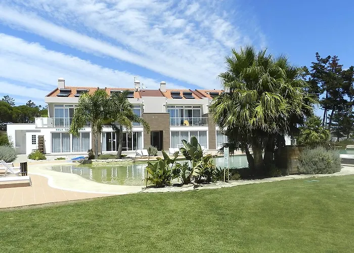 Lagoon Wellness Retreat (adults Only) オビドス